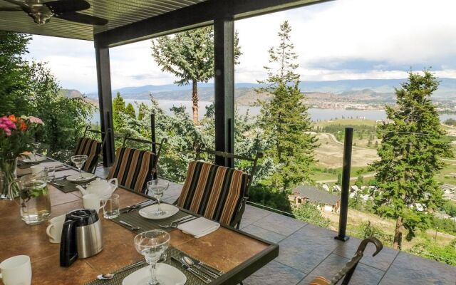 A View of the Lake Bed & Breakfast