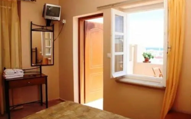 Mavrikakis Studios