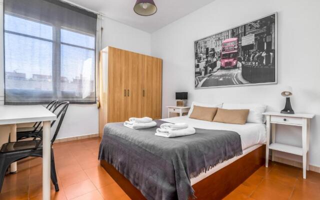 FridaysFlats, Arc de Triomf - Solar & Spacious
