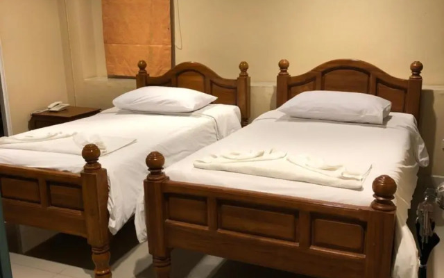 Naithon Beach Service Apartment