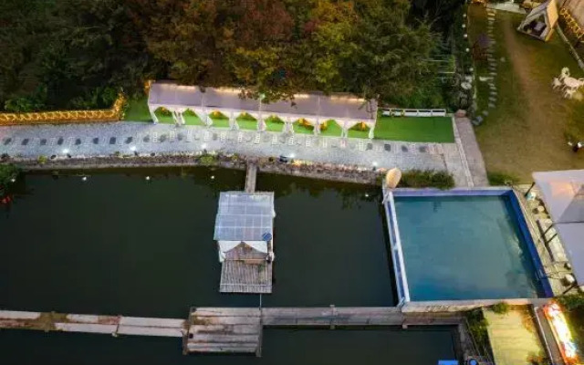 Shanquan Resort Hotel