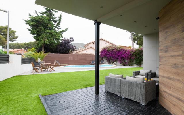 Villa Espectacular a 10´en playa de Castelldefels