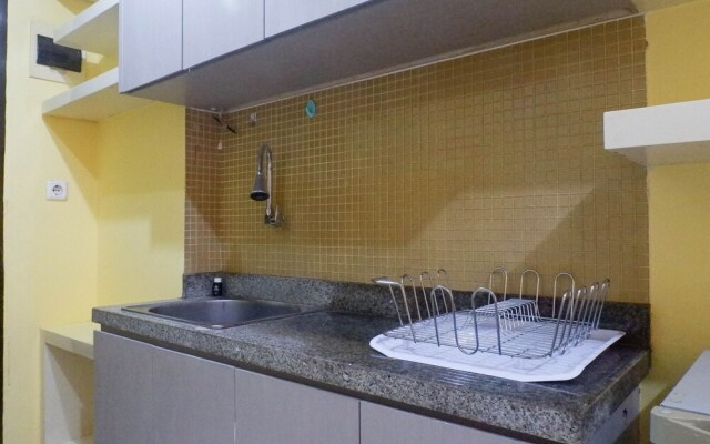 Relaxing Studio Apartment At Puri Mas