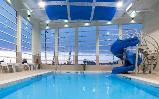 Holiday Inn Express & Suites North Battleford by IHG