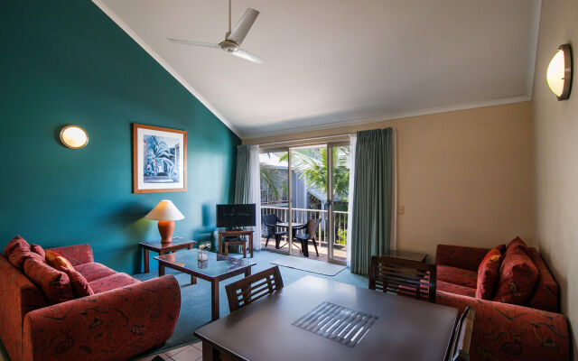 Pelican Beach Resort