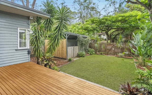 Spacious 3-bed Stay With Balcony and BBQ