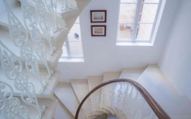 HT 2 - One bedroom apartment with roof terrace