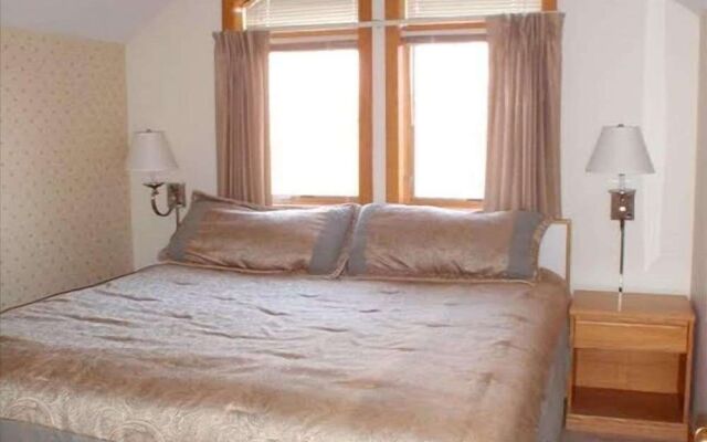 Highridge Condominiums