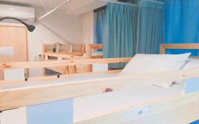 Guesthouse Gloire - Hostel