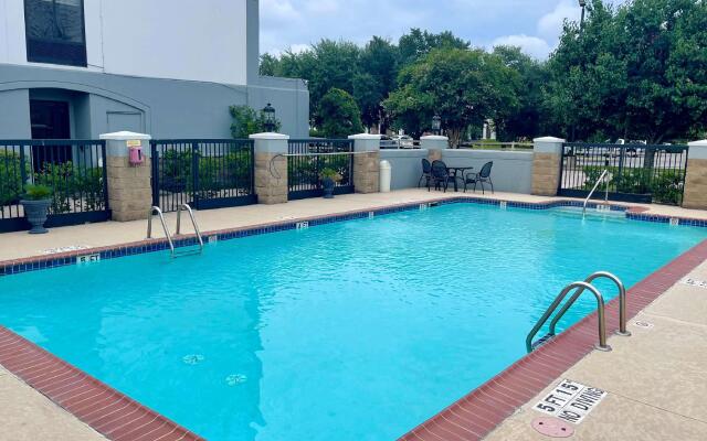 Best Western Plus Sugar Land Houston