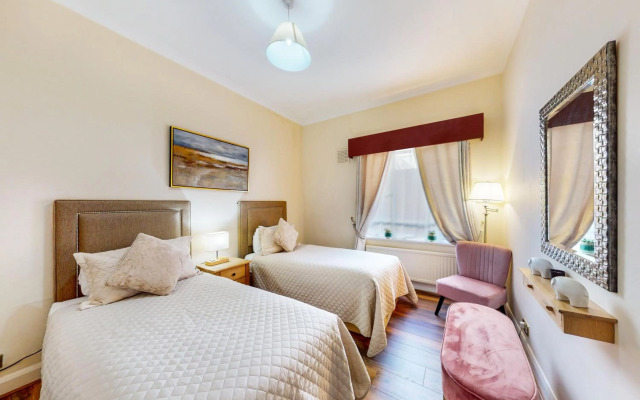 Park Lane Apartments - Shaw House