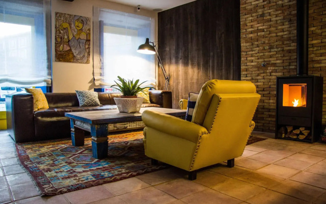 Miragaia House