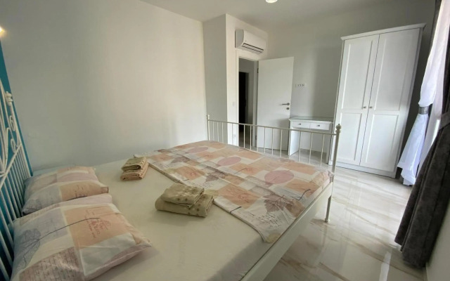 B&T Apartments