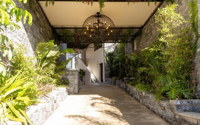 Lazar Lux Suites - Ammoudara
