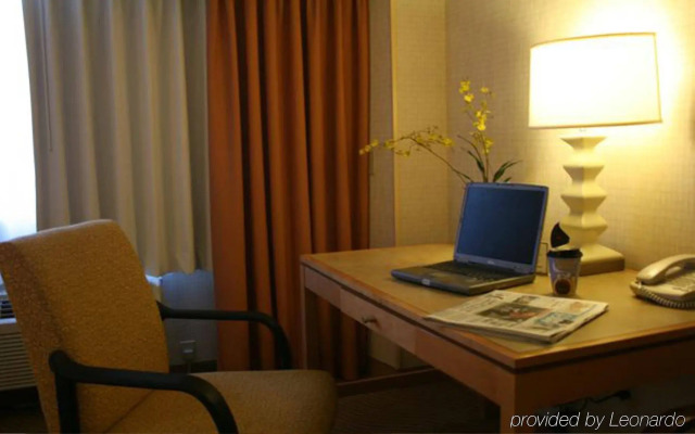Holiday Inn Express Newport Beach by IHG