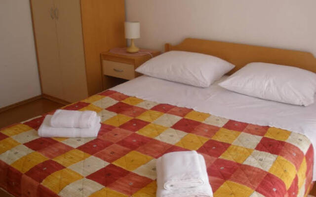 Apartments Suzi & Elvis