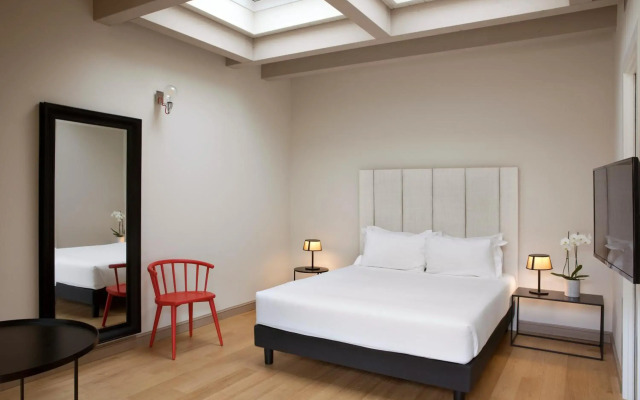 Opera 35 Boutique Hotel