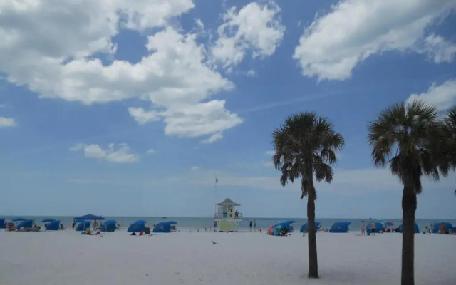 Days Inn Clearwater Hotel