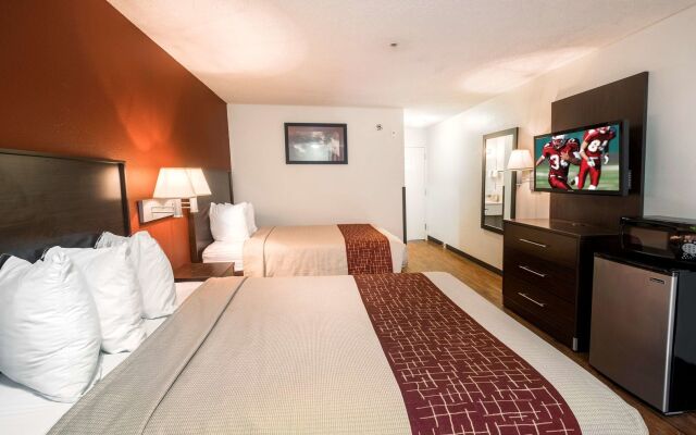 Red Roof Inn & Suites Savannah Airport