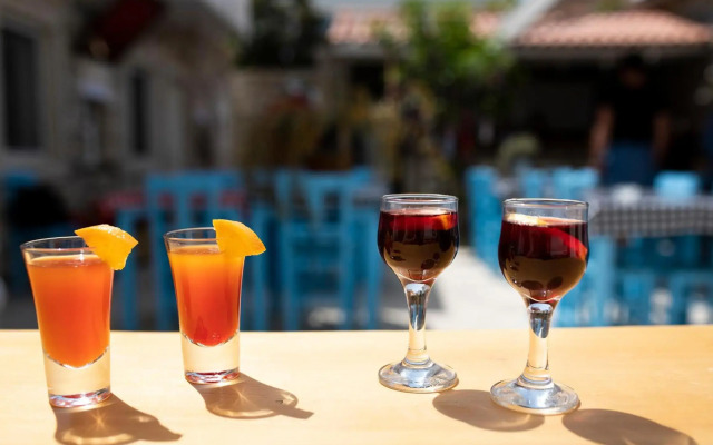 Monat Otel Alacati