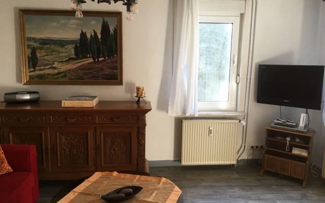 Delighftul Holiday Home in Usseln with Garden near City Center