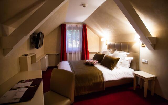 Hôtel & SPA Les Violettes