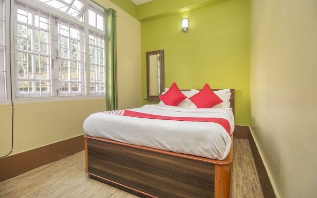 OYO 23591 Nightingale Residency