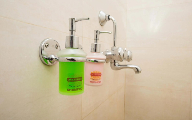 Hotel Jay Suites