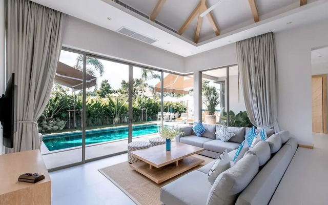 Modern 3BR Villa with Private Pool & BBQ