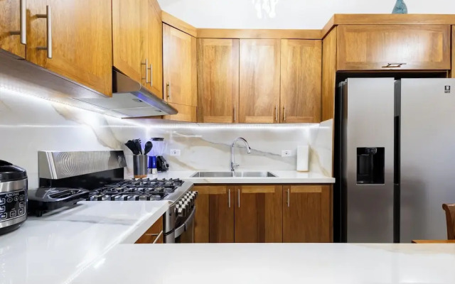 Oasis Cocotal - Punta Cana 4BR Apartment
