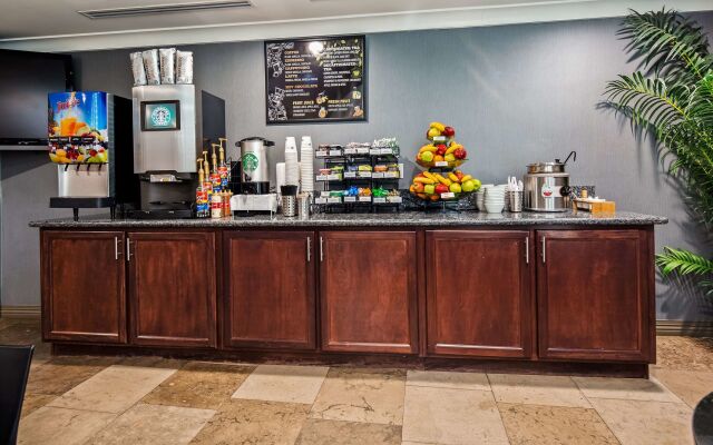 Best Western Plus Avita Suites