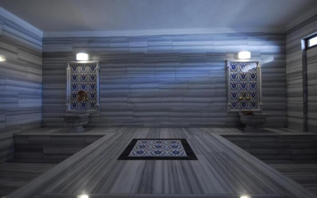Meril Hotel