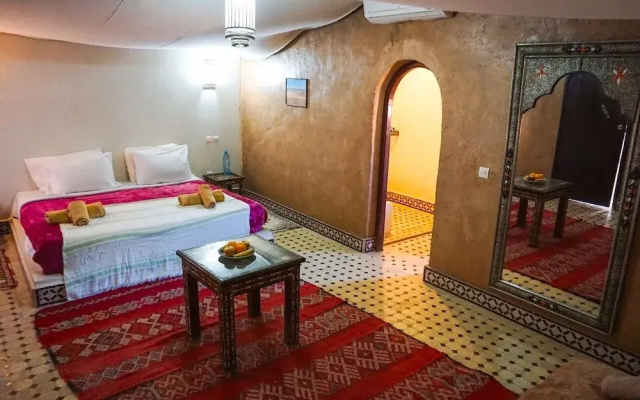 Bab Rimal Mhamid El Ghizlane