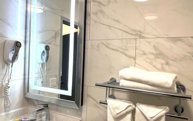 Lotus BLU Inn & Suites