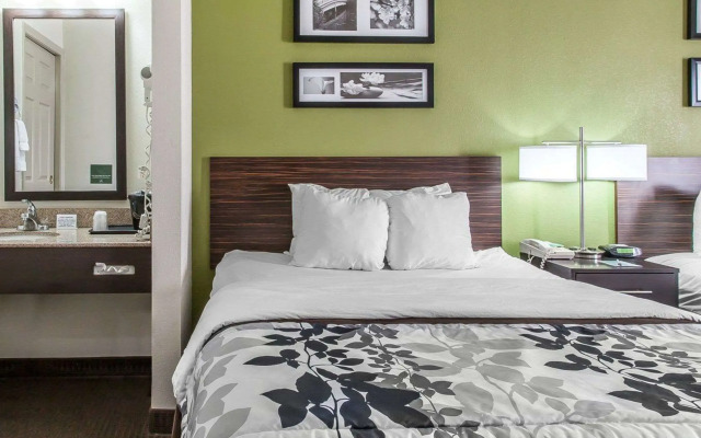 Sleep Inn & Suites Near I-90 and Ashtabula