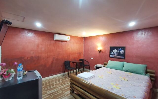 Lek Homestay