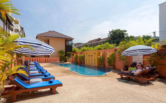 Kata Silver Sand Hotel