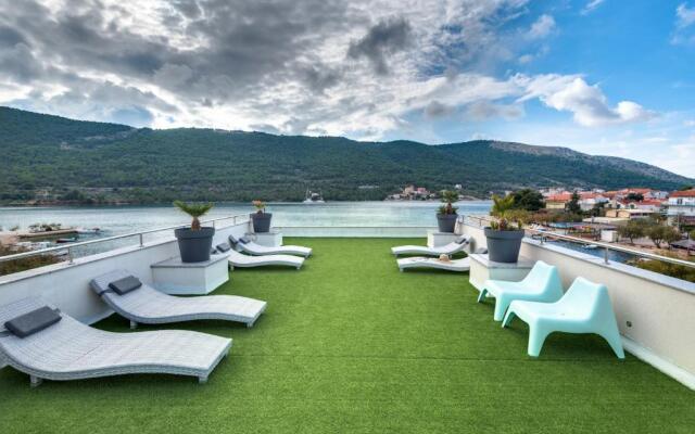 Apartments Holidays Roko