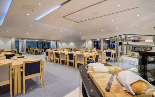 Warwick Conferences Radcliffe