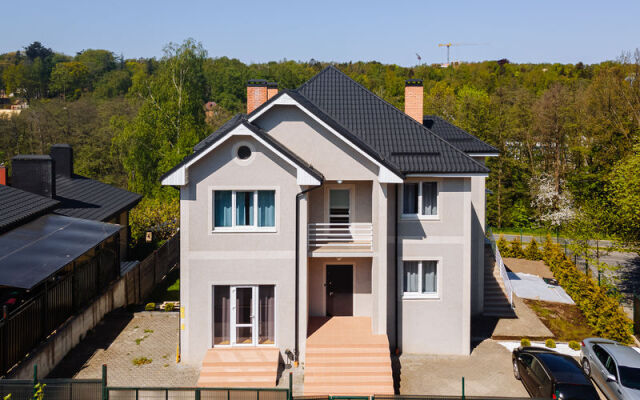 Apartment in a house on Olkhovoy