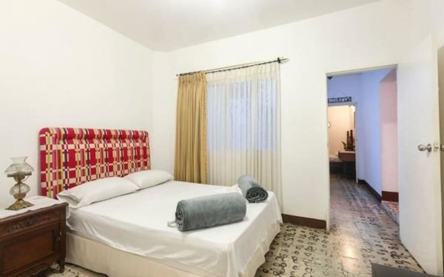 Florentina Hostal