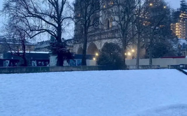 Hôtel les Degrés de Notre Dame
