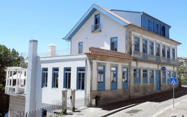 Des Arts- Guesthouse - Hostel