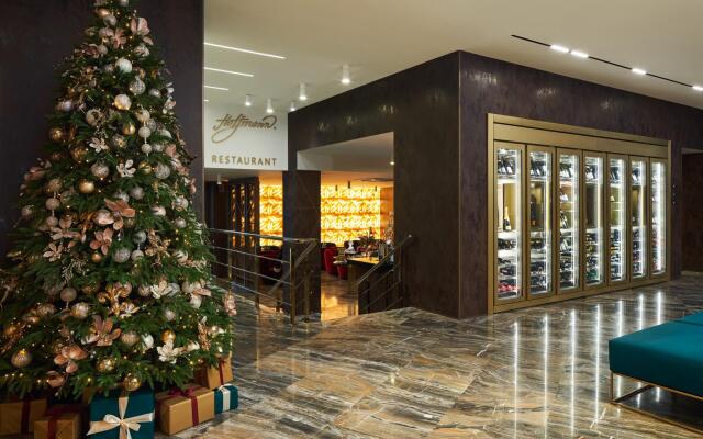 Crystal House Suite Hotel & SPA