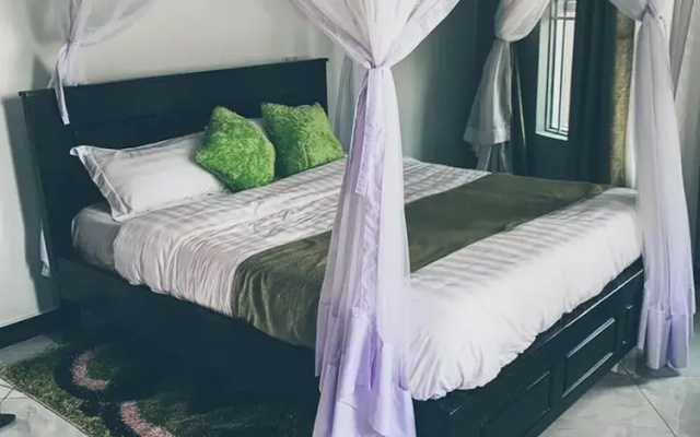 Bwizi Gardens and Resort