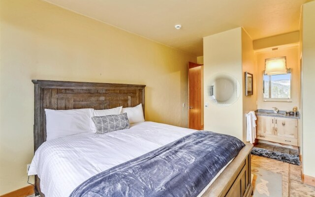 Waterwall House 5 Bedroom Home by Redawning