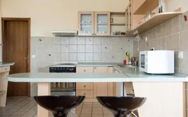 Apartments Jela