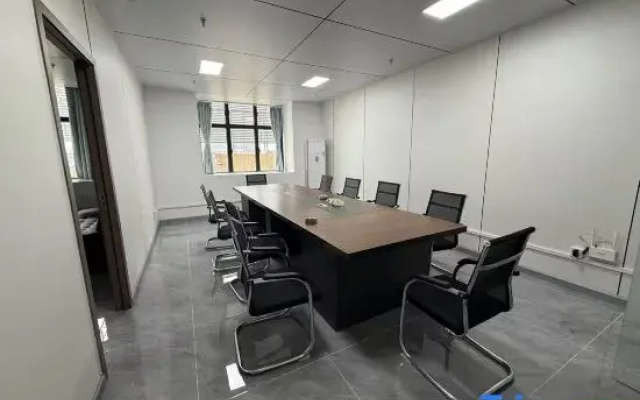 Tami Travel Hotel