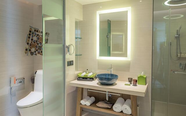 Hotel Indigo Xiamen Harbour by IHG