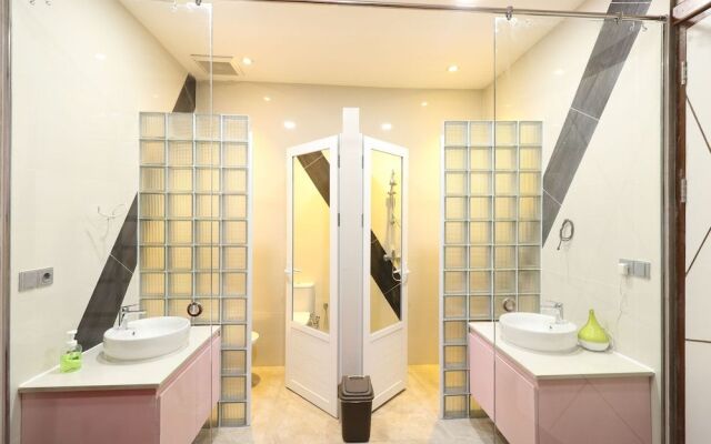 MM Capsule Hostel